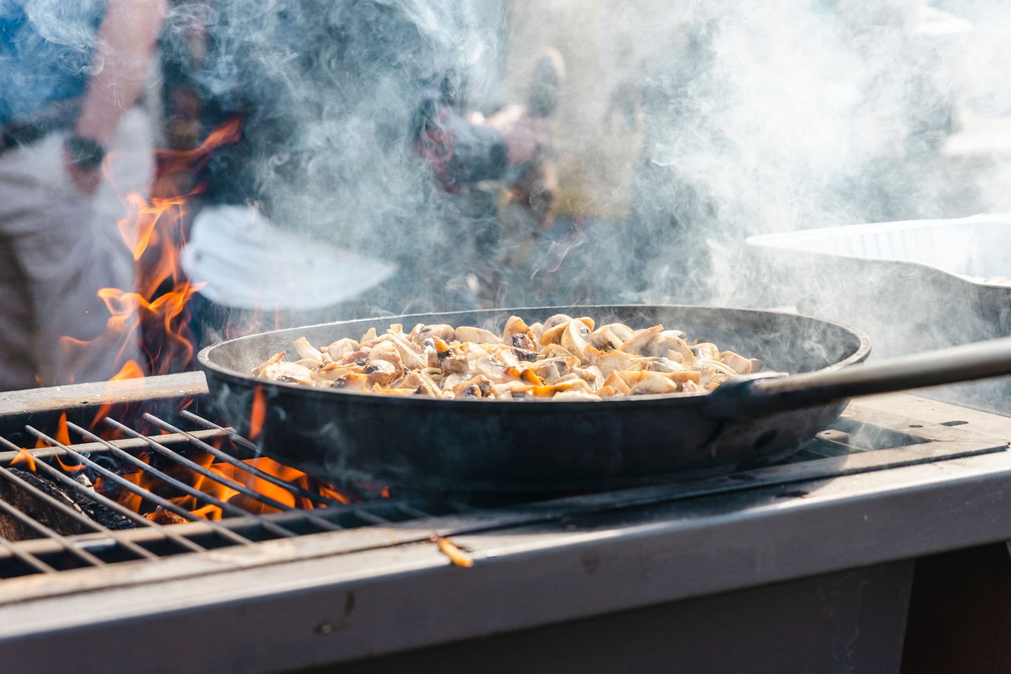 Frying pan with food